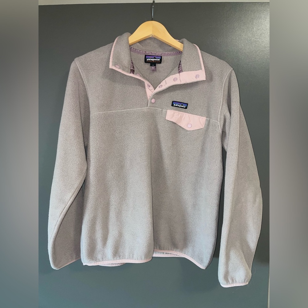 Patagonia Medium Women's Lightweight Synchilla® Snap-T® Fleece Pullover Taupe